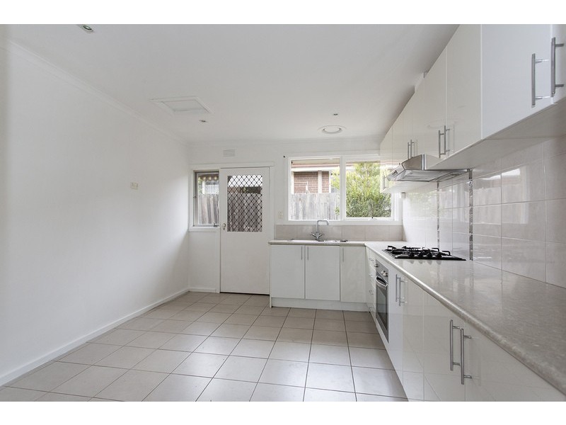 8/30 Coorigil Road, Carnegie VIC 3163