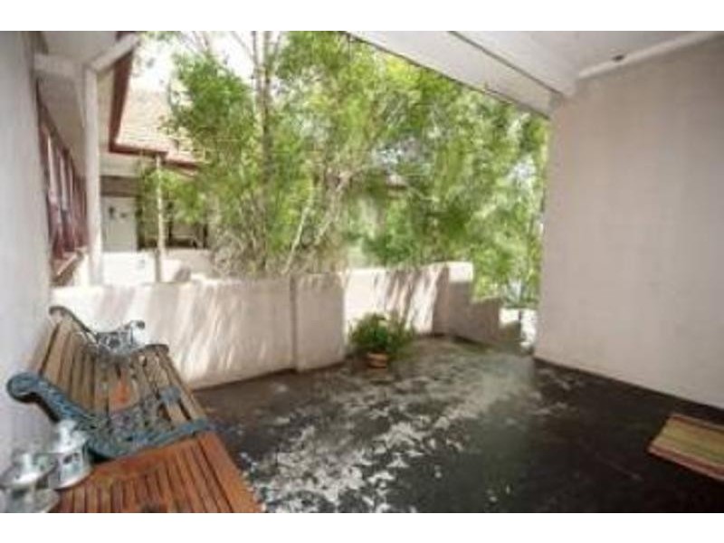 4/1 Coleridge Street, Elwood VIC 3184