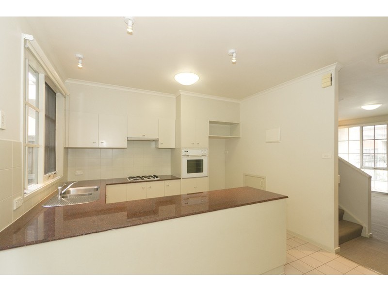 11/1 Ripley Grove, Caulfield North VIC 3161