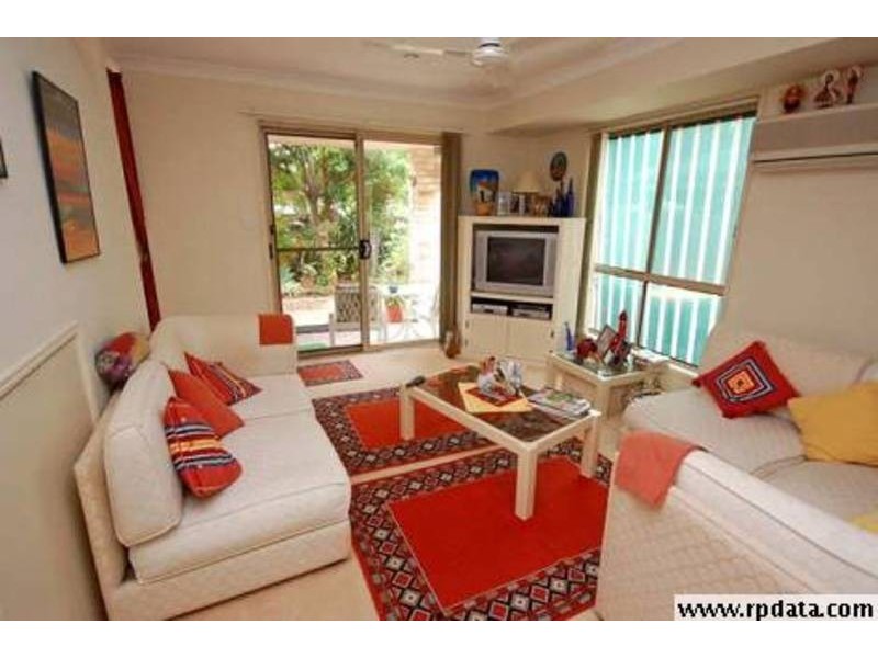 1/19 Gordon St, Labrador QLD 4215