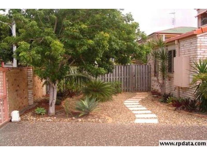 1/19 Gordon St, Labrador QLD 4215