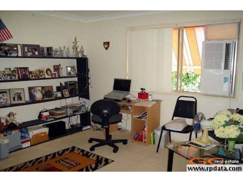 1/19 Gordon St, Labrador QLD 4215