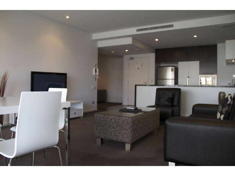 89-91 SURF PDE, Broadbeach QLD 4218