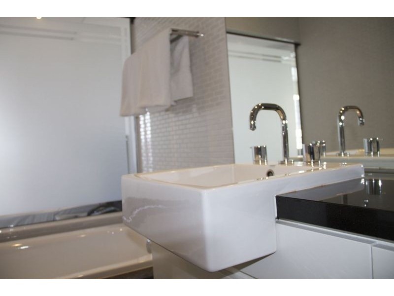 89-91 SURF PDE, Broadbeach QLD 4218