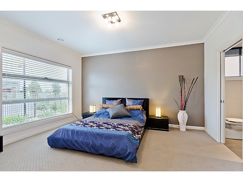 16 Federation Drive, Truganina VIC 3029