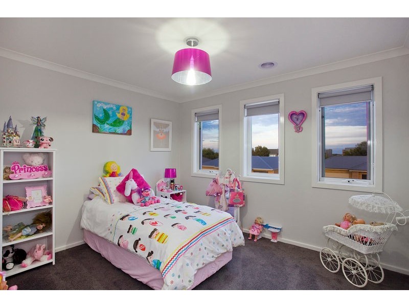 17 Rippleside Drive, Torquay VIC 3228