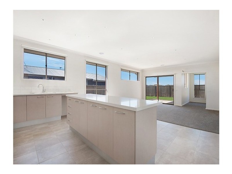 49 Baybrook Avenue, Curlewis VIC 3222