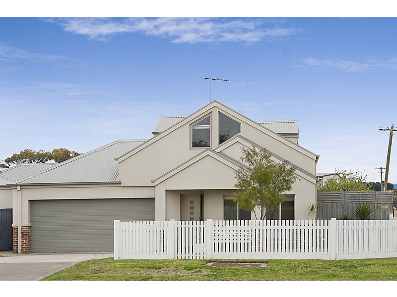 1/8 Hereford Street, Portarlington VIC 3223