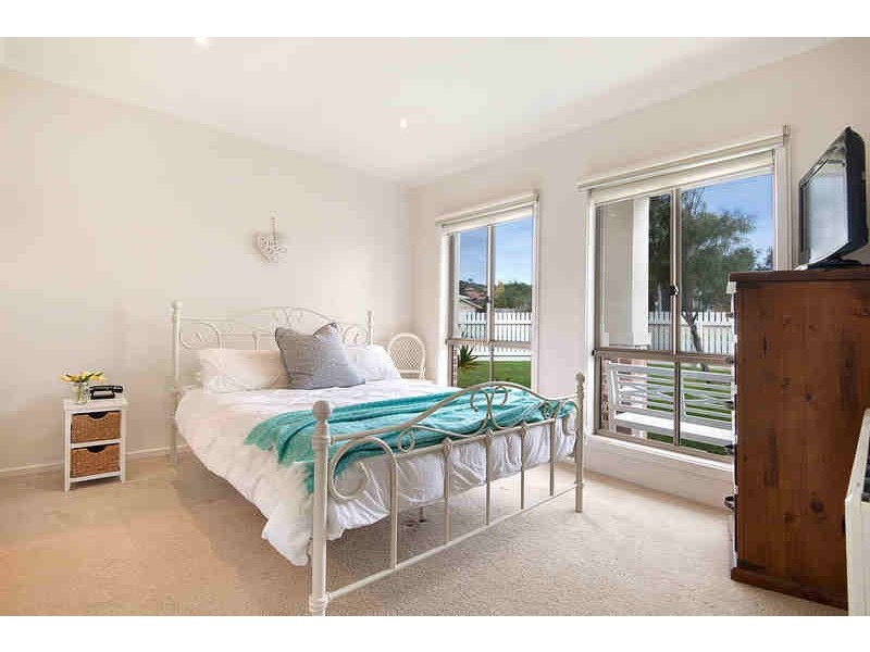 1/8 Hereford Street, Portarlington VIC 3223