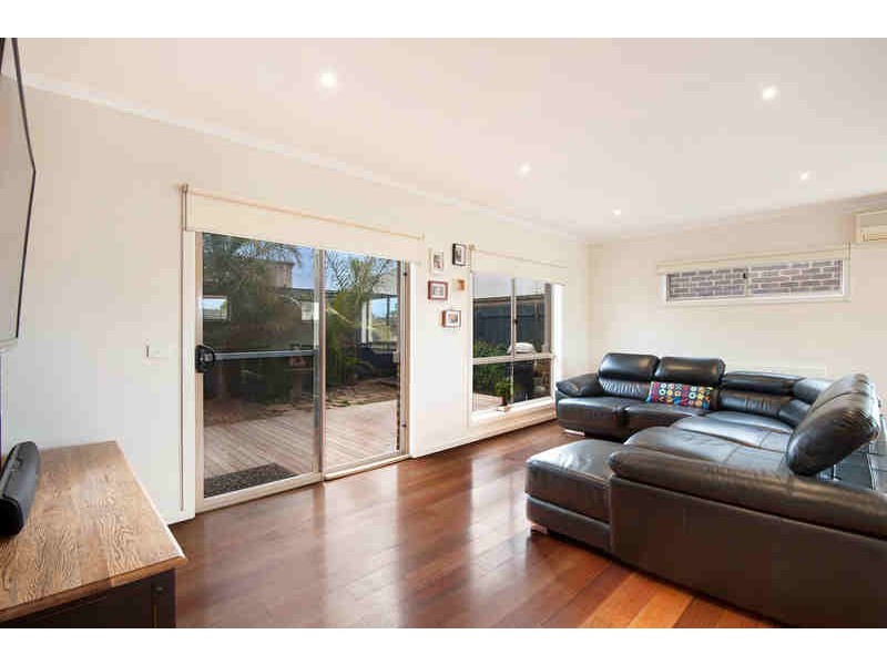 1/8 Hereford Street, Portarlington VIC 3223