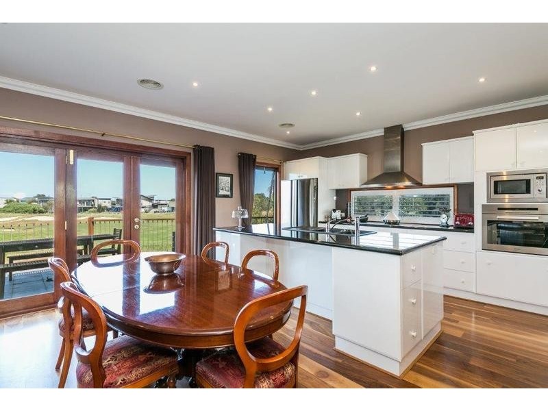 2 Links Drive, Torquay VIC 3228