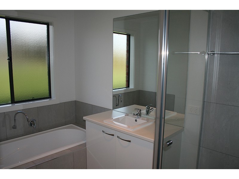 8 Speirs Street, Colac VIC 3250