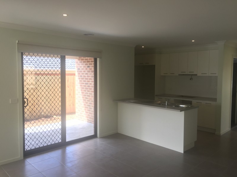 3 TEMT TERRACE, Waurn Ponds VIC 3216