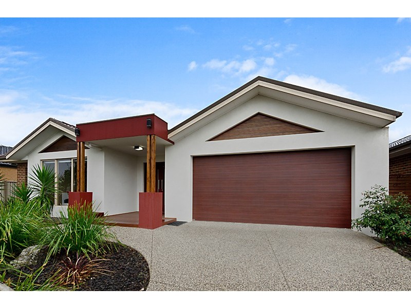 18 Federation Boulevard, Truganina VIC 3029