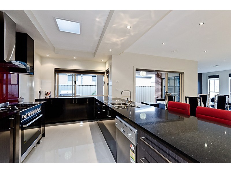 18 Federation Boulevard, Truganina VIC 3029