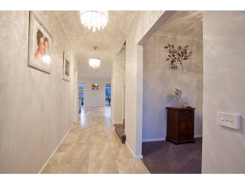 17 Rippleside Drive, Torquay VIC 3228