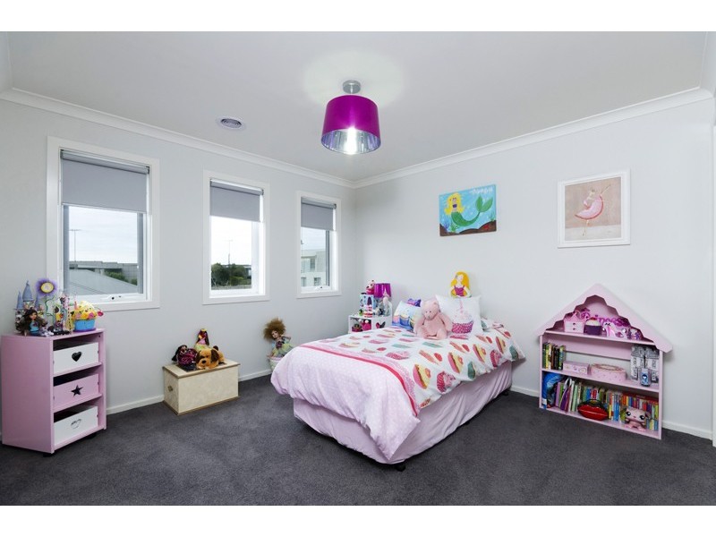 17 Rippleside Drive, Torquay VIC 3228