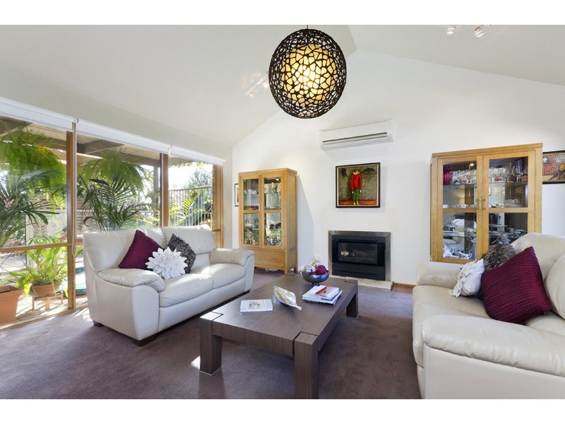 2 Tama Court, Grovedale VIC 3216