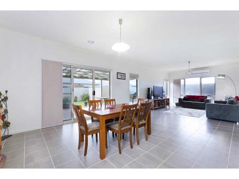 20 Curtain Drive, Leopold VIC 3224