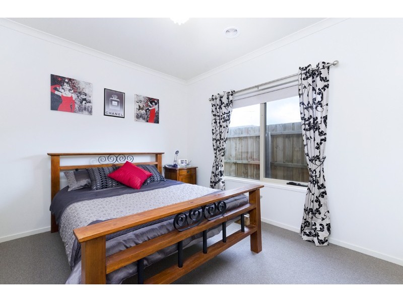 20 Curtain Drive, Leopold VIC 3224