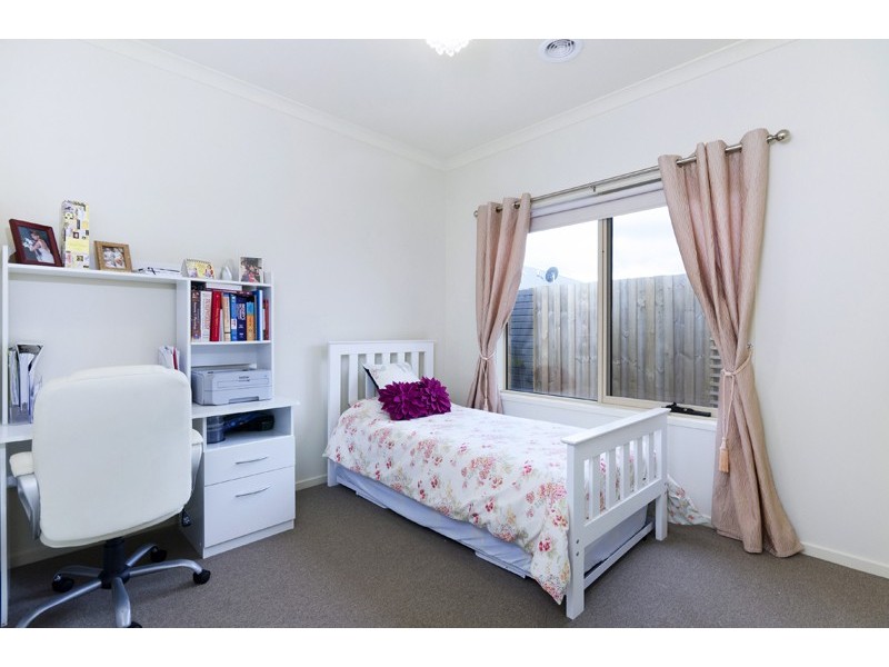 20 Curtain Drive, Leopold VIC 3224