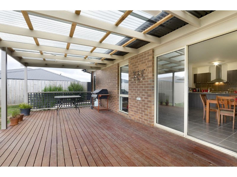 20 Curtain Drive, Leopold VIC 3224