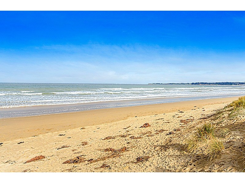 17 Grange Crescent, Torquay VIC 3228