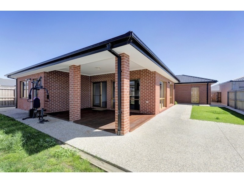 6 Clementine Court, Grovedale VIC 3216