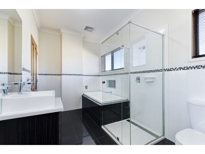 6 Clementine Court, Marshall VIC 3216