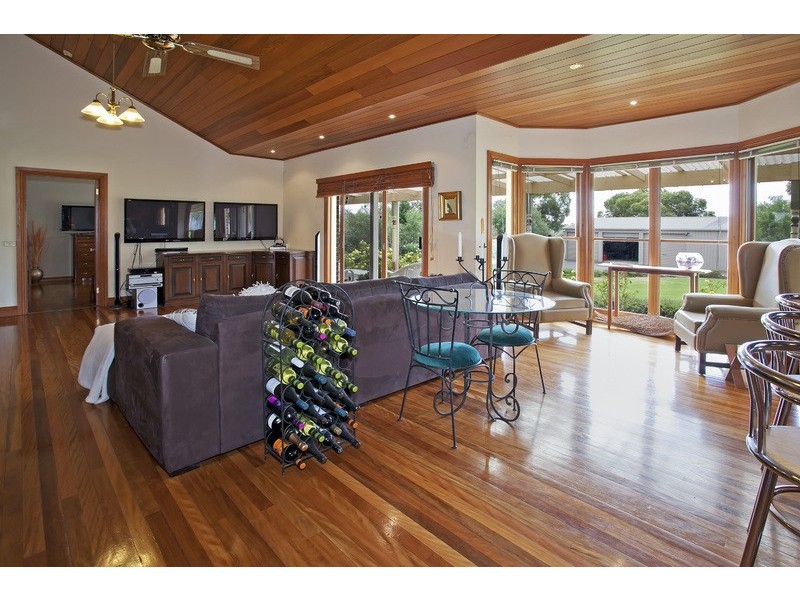 5-7 Riseborough Court, St Albans Park VIC 3219