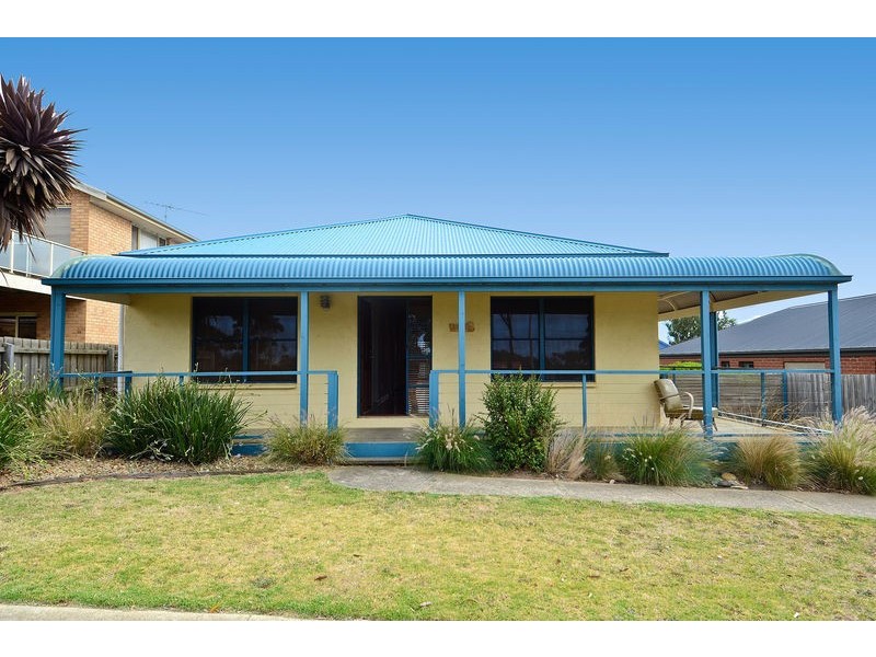 32 Great Ocean Road, Torquay VIC 3228