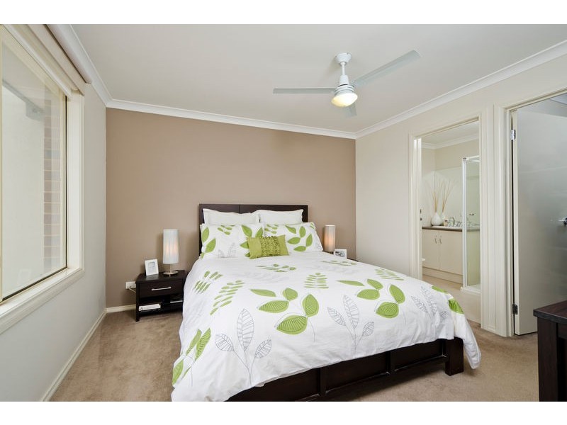 6 East Cornhill Drive, Point Cook VIC 3030