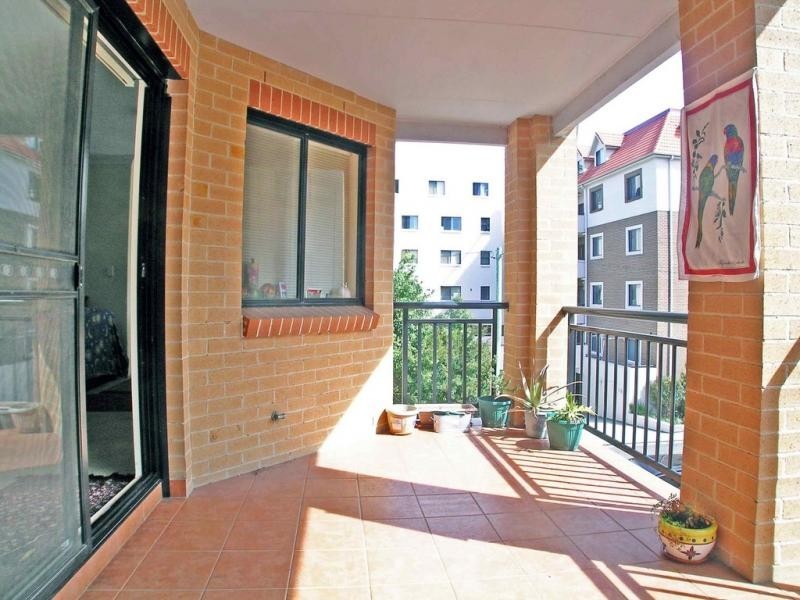 11/43-45 West Street, Hurstville NSW 2220