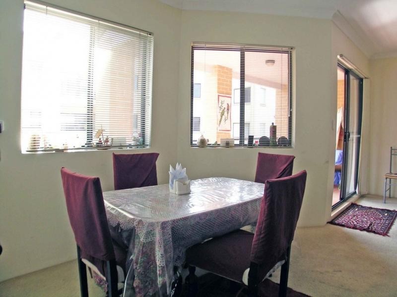 11/43-45 West Street, Hurstville NSW 2220