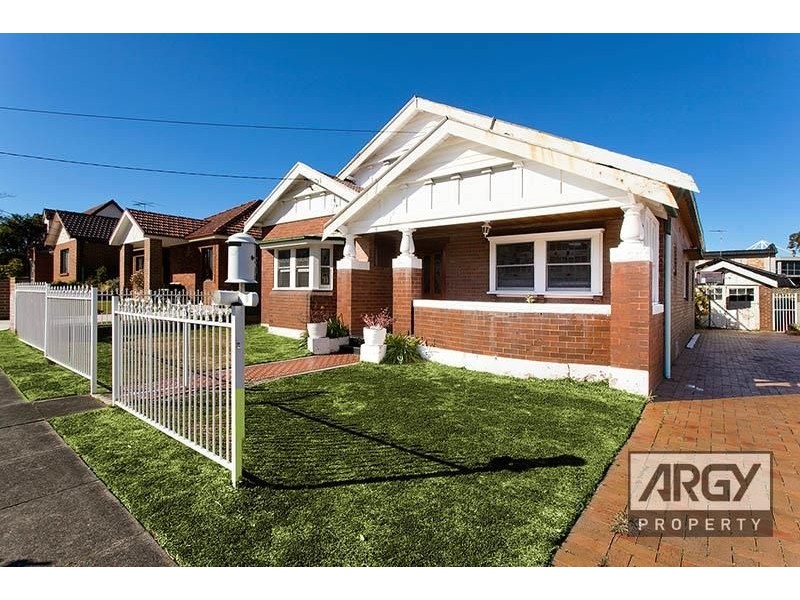 8 Prince Edward Street, Kogarah NSW 2217