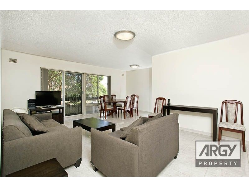 3/84 Queens Road, Hurstville NSW 2220