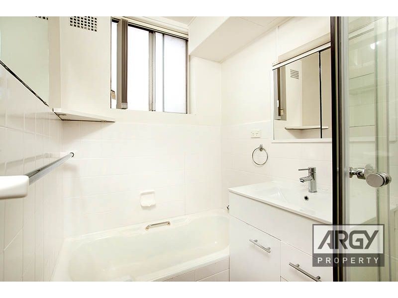 3/84 Queens Road, Hurstville NSW 2220