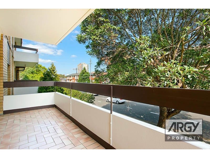 3/84 Queens Road, Hurstville NSW 2220