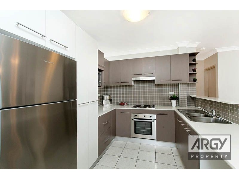 12/2-6 Shaftesbury Street, Carlton NSW 2218