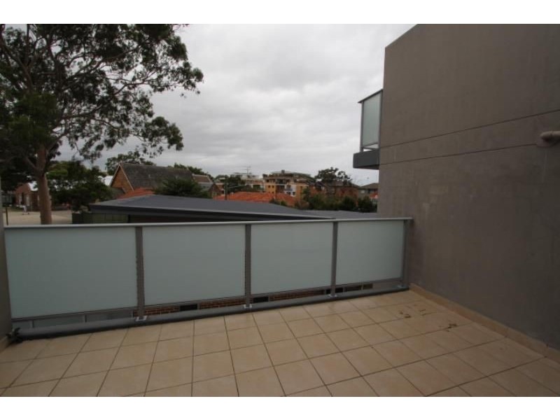 12/24-30 Gladstone Street, Kogarah NSW 2217