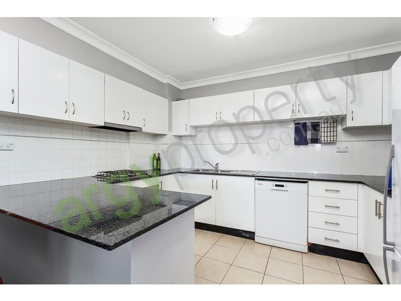 18/8-12 Market St, Rockdale NSW 2216