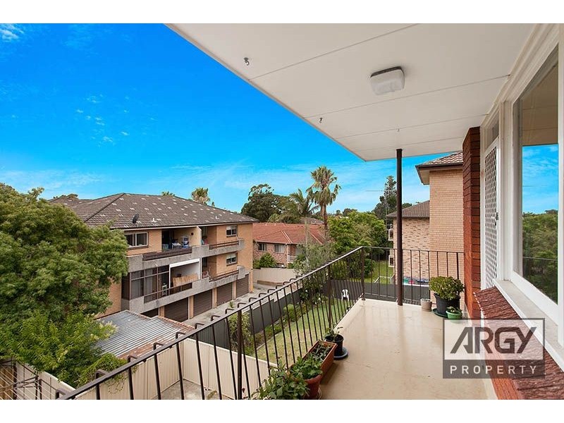 6/6 Andover Street, Carlton NSW 2218