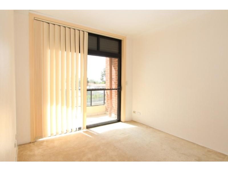 1-5 Hogben Street, Kogarah NSW 2217