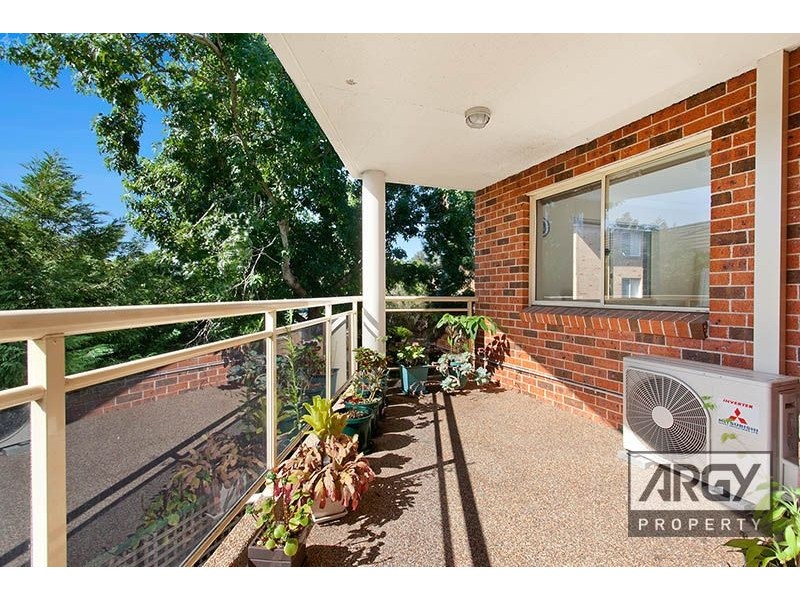 2/17 Kiora Road, Miranda NSW 2228