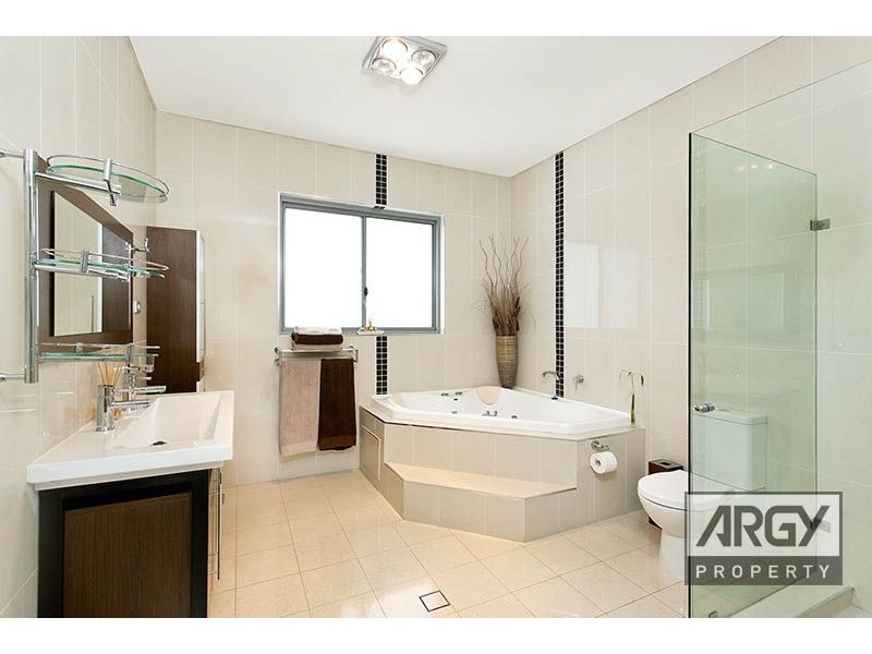 1 Crystal Street, Sylvania NSW 2224