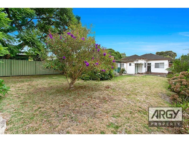 22 Corea Street, Sylvania NSW 2224