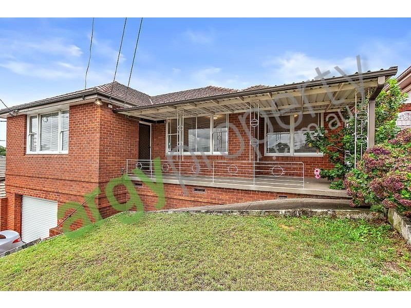 14 Faye Ave, Blakehurst NSW 2221