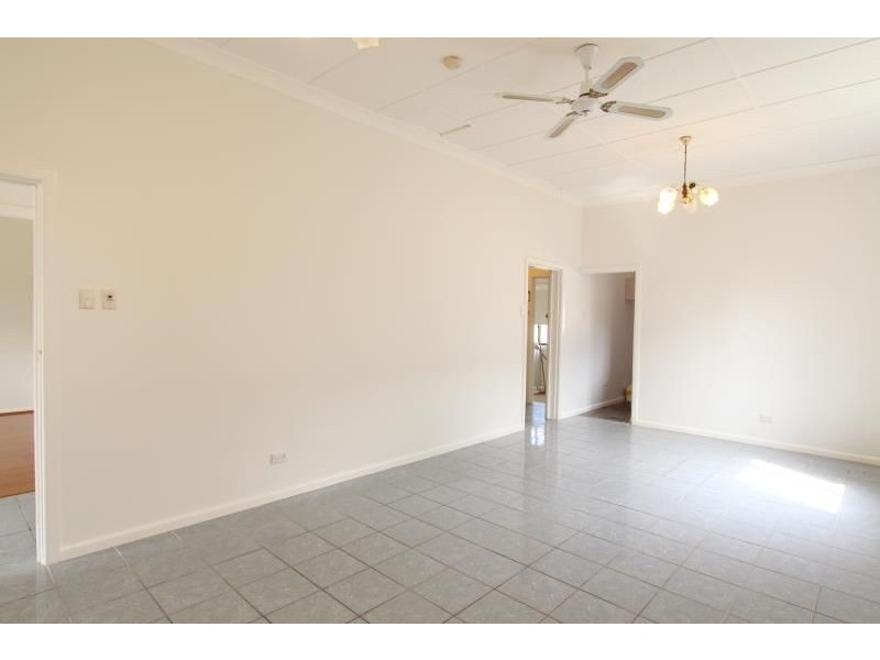 1 Inverness Avenue, Penshurst NSW 2222