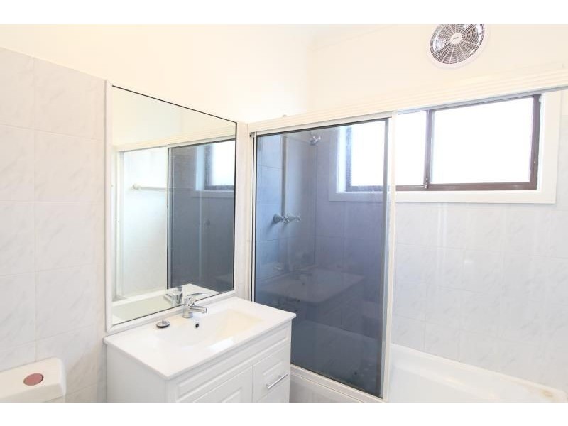 1 Inverness Avenue, Penshurst NSW 2222