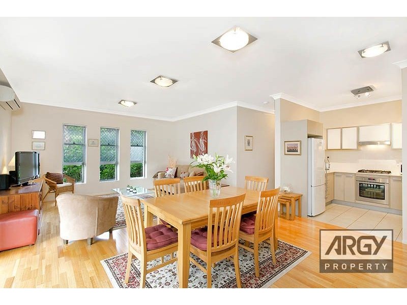 3/74-76 Hampton Court Road, Carlton NSW 2218